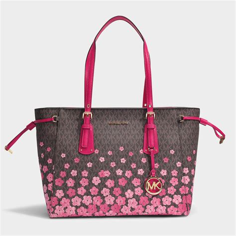 totes michael kors|Michael Kors Tote bag outlet.